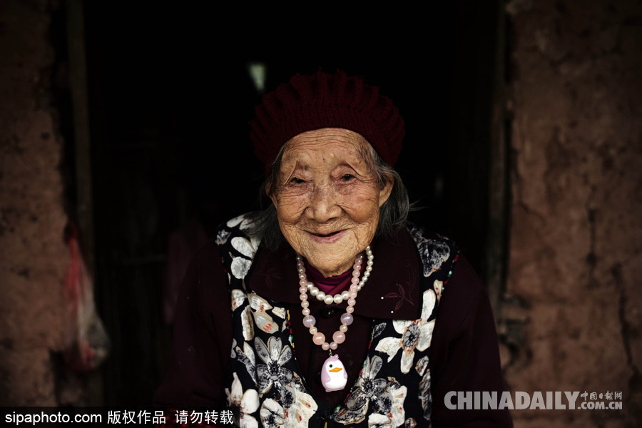 重慶大足：103歲獨居老人的生活